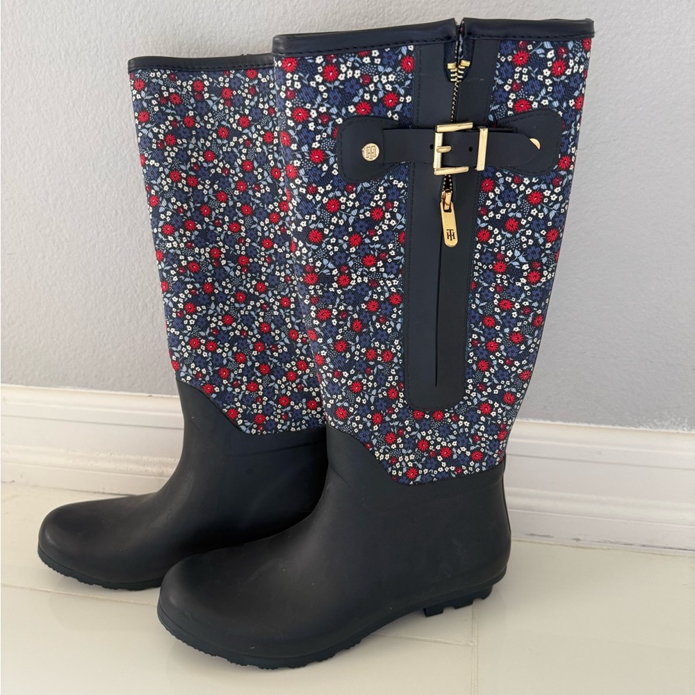 Tommy Hilfiger Navy Floral Women's Rain Boots